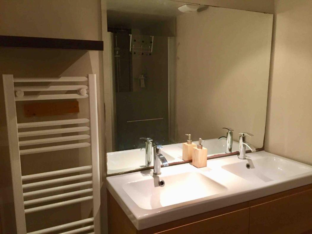 Loft In Rennes - Private Room Экстерьер фото